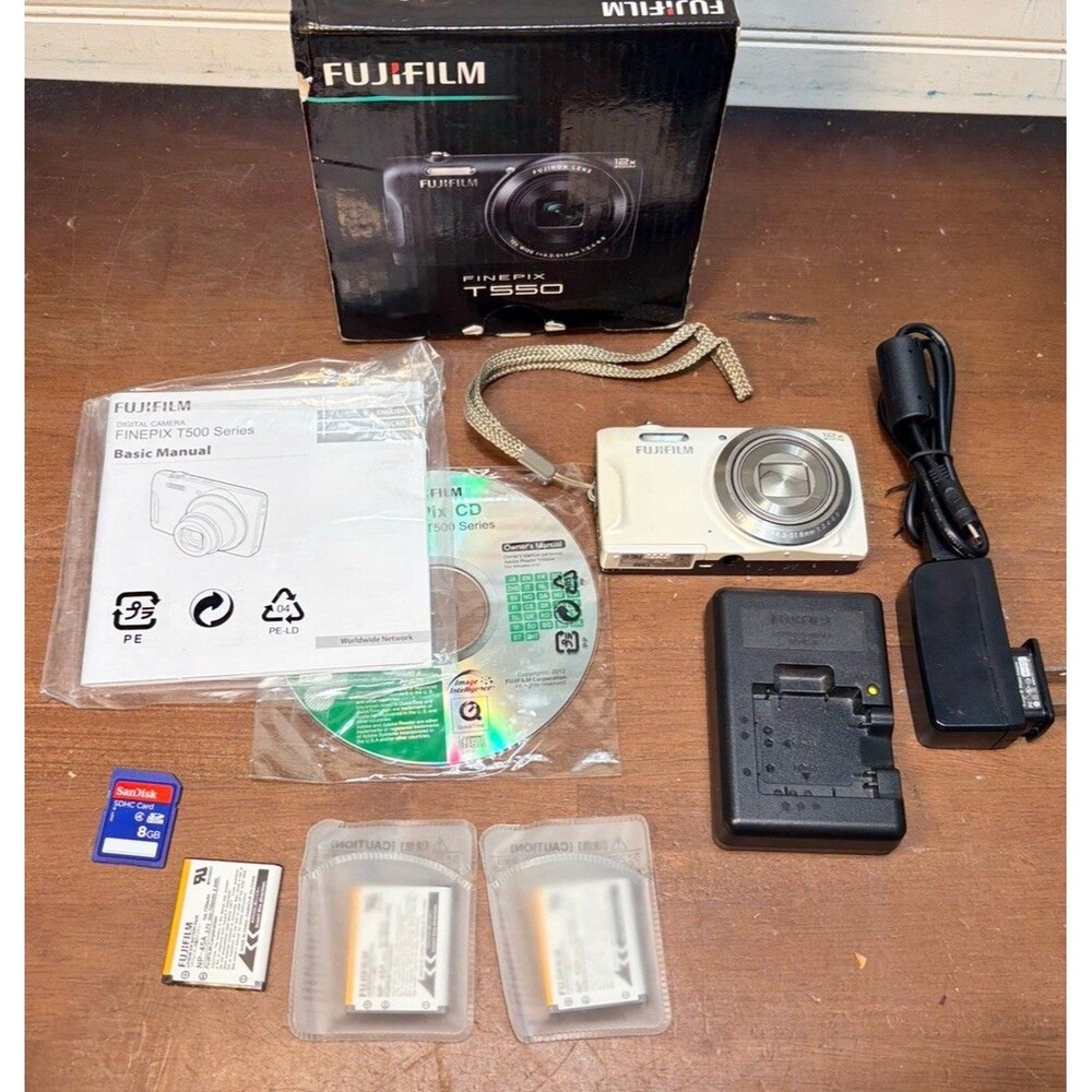 Fujifilm finepix T550 White Digital Camera 16MP - 8 GB SD Card  & 3 Batteries